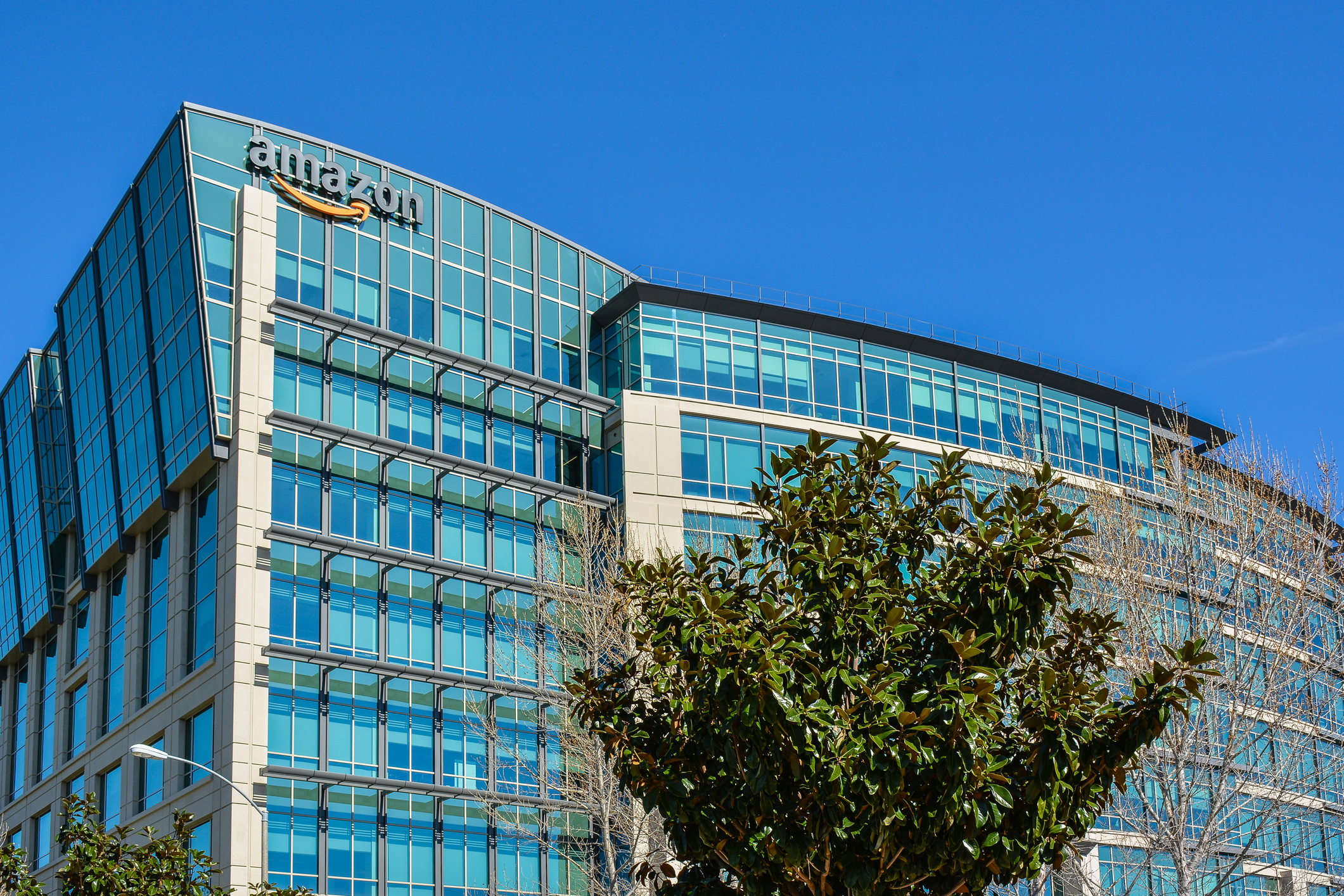 Офисный комплекс аэрофлота мелькисарово. Главный офис майкрософт в сша. Организация здание. Основное здание организации. Штаб квартира амазон.