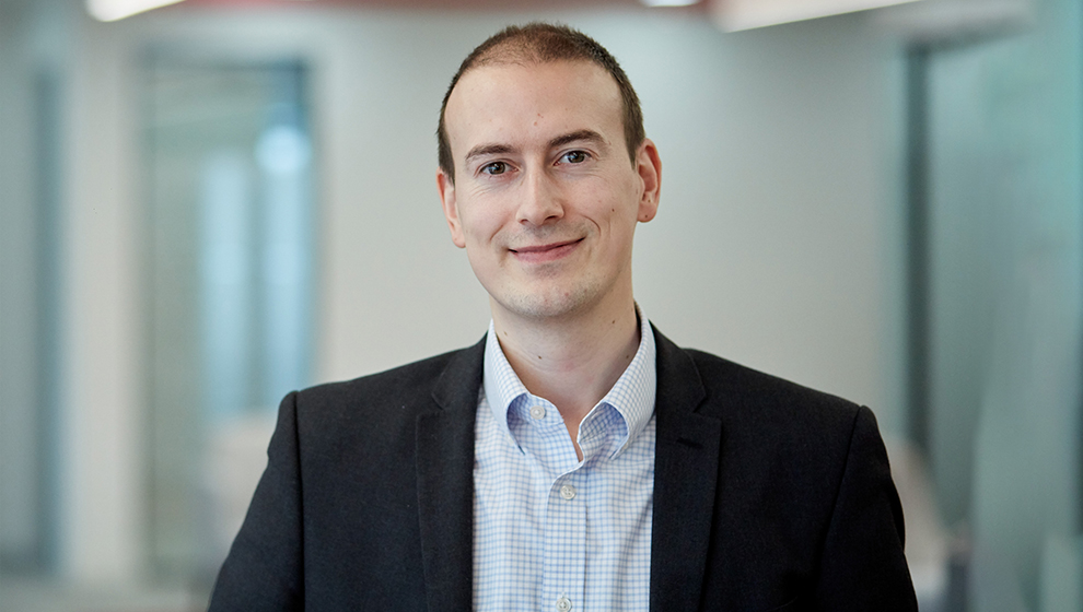 Solivus' Installation of Lightweight Solar Panels at Farnborough