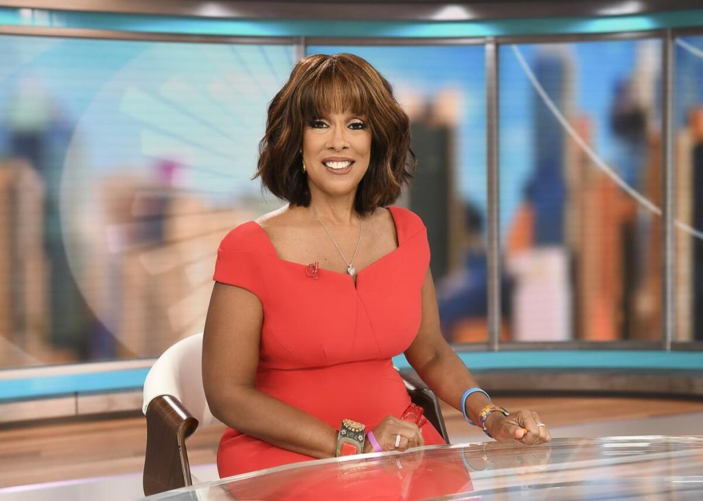 Gayle King Joins Historic All-Women Blue Origin Space Mission