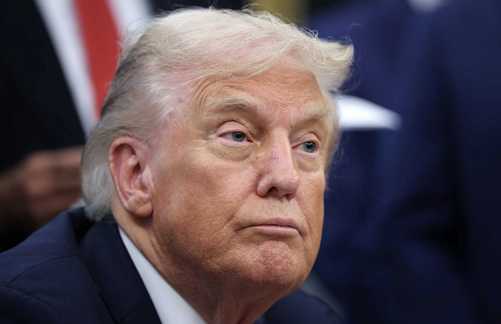 Trump's F-Word at Maduro: 'Doesn't Want to F**k Around' Amid Deadly Sub Strike